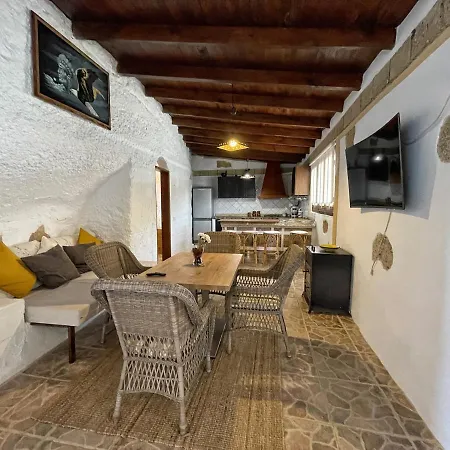 Villa Arico Cave Experience Full Complex *